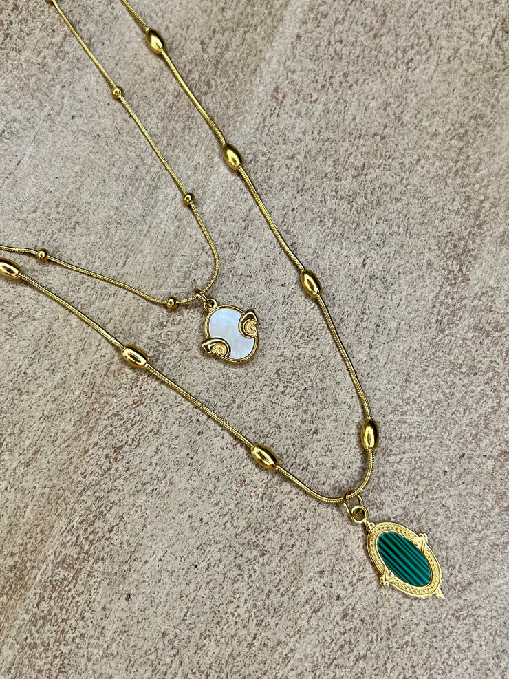 Vintage  Enamel Pendant Necklace - Gold/Green