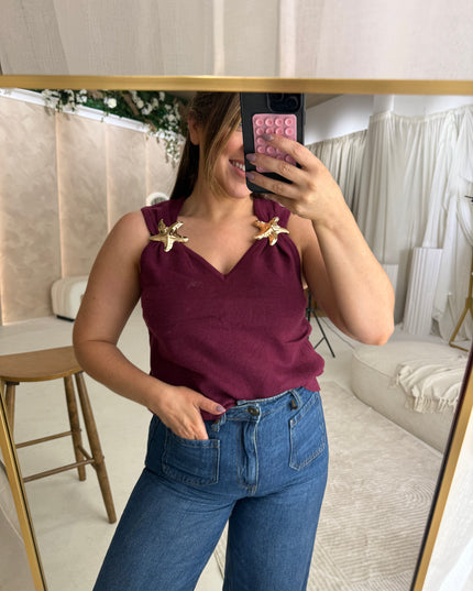 Starfish Brooch Knit Top - Burgundy