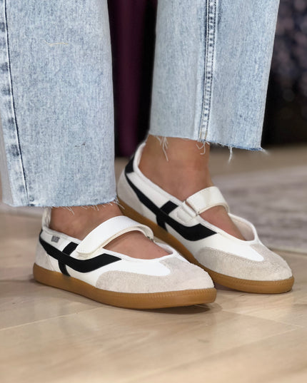 Ballet Sneaker - White