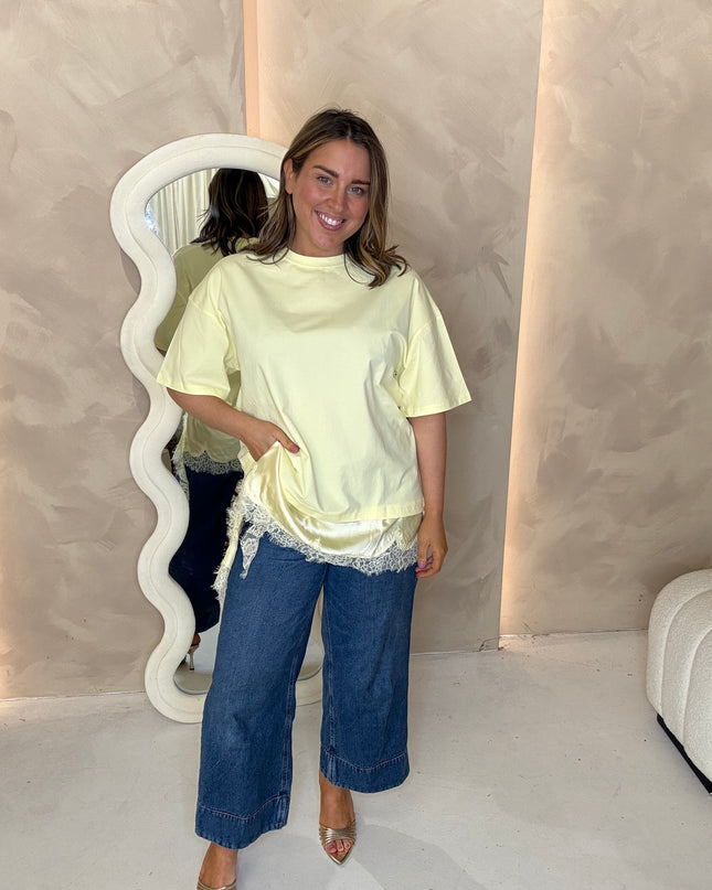 Satin and Lace Asymmetric T-Shirt - Yellow