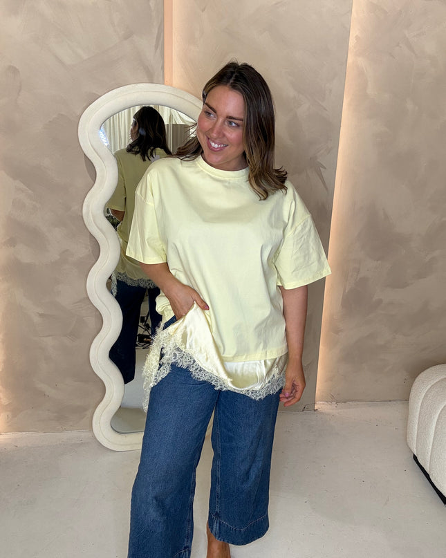 Satin and Lace Asymmetric T-Shirt - Yellow
