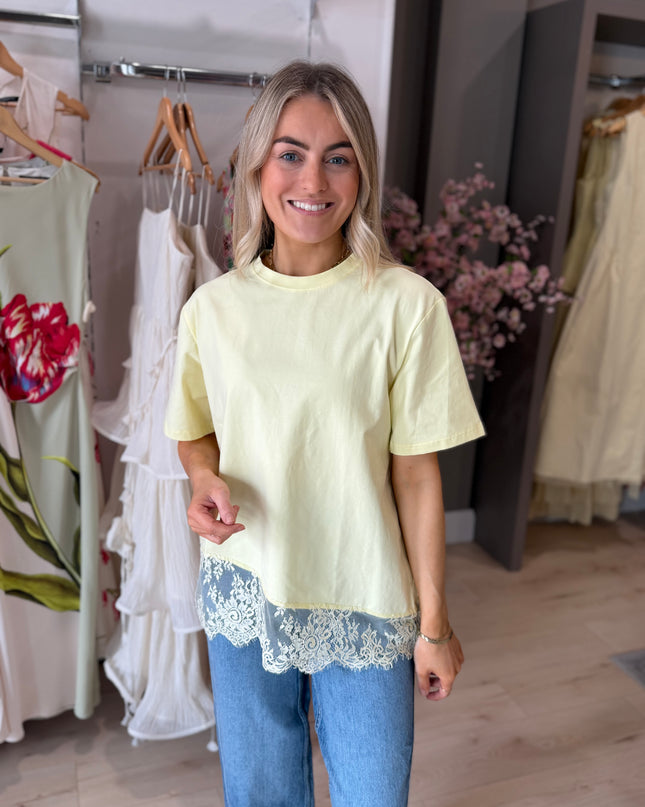 Asymmetric Lace Hem T-Shirt - Yellow