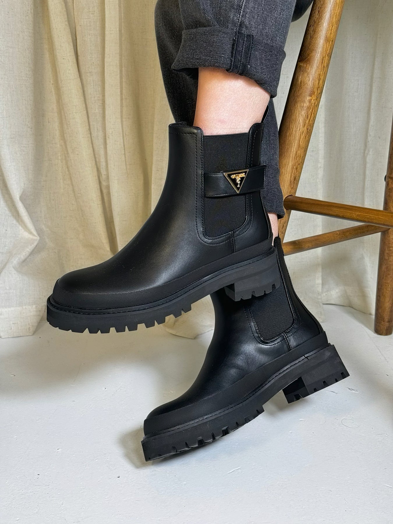 Guess Bensly Boot Black