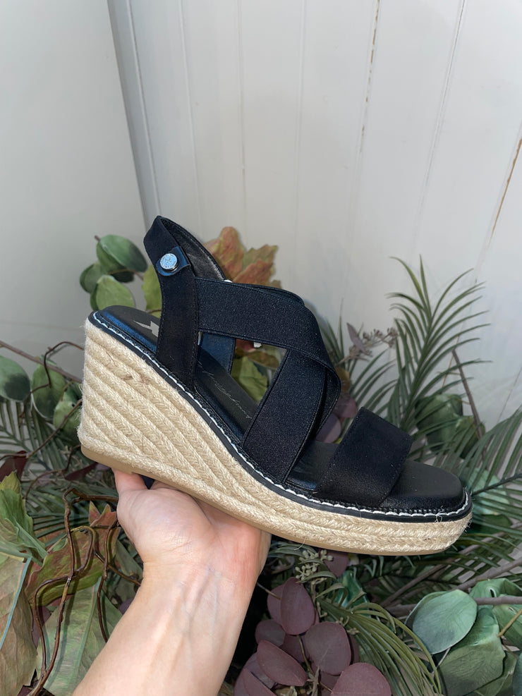 Woven Wedges - Black