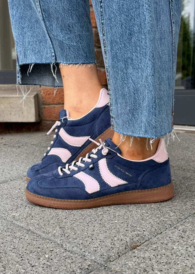 Colour Block Sneaker - Navy/Pink