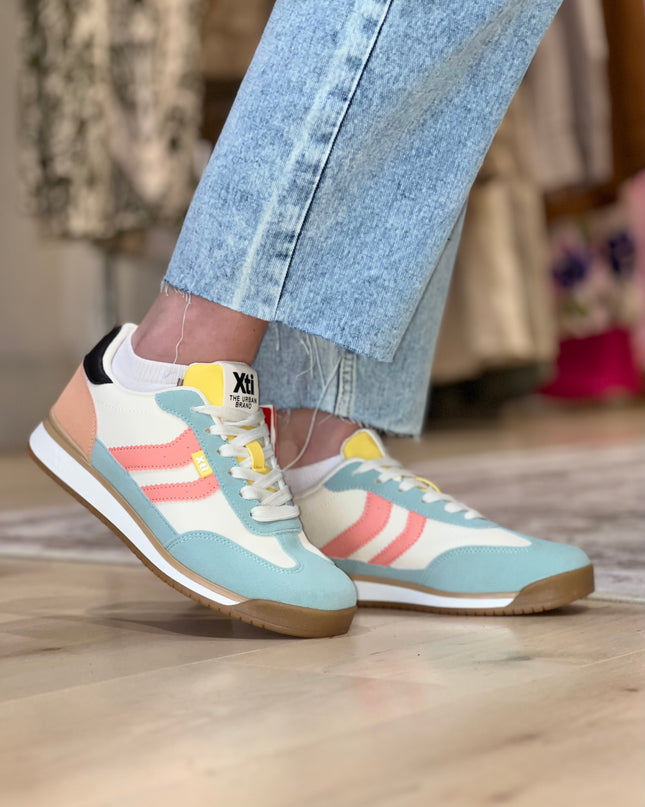 Multi Textile Sneaker - Multi