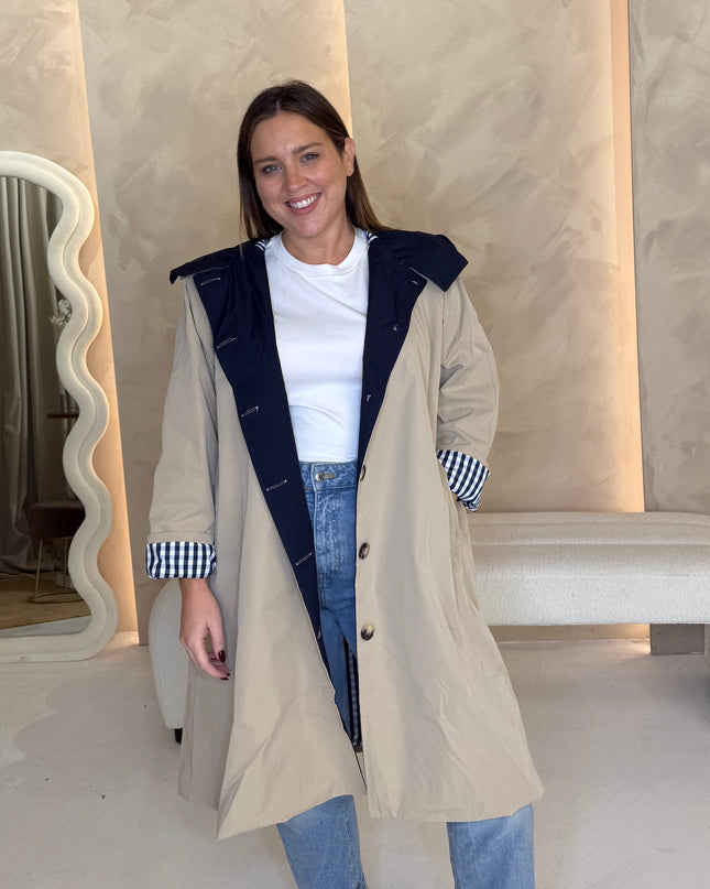 Contrast Hood Trench - Beige/Navy