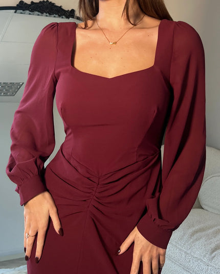 Mina Sweetheart Neckline Ruched Detail Midi Dress - Berry