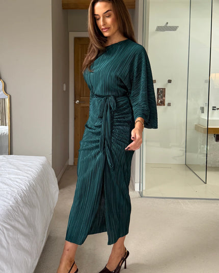 Vendy Off The Shoulder Ruched Detail Midi Dress - Emerald