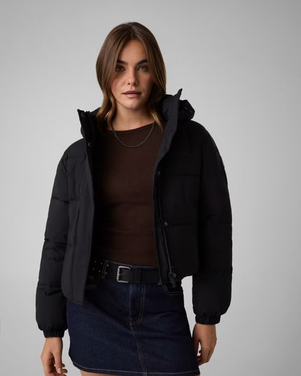 Guess Jeans Cropped Puffer Coat - Black