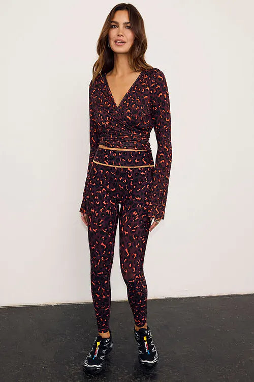 Dark Leopard Leggings