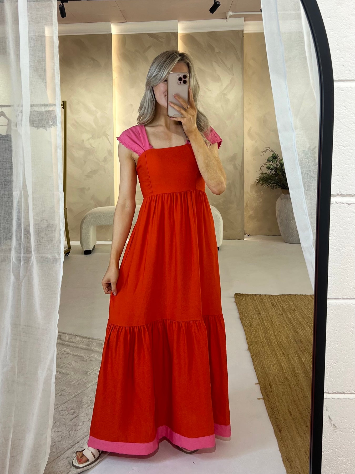 Colour block midi dress 2025