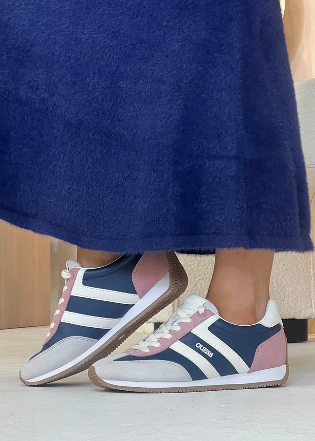 Guess Saphia Sneaker - Deep