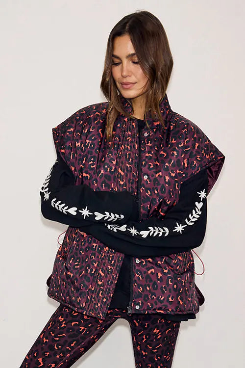 Dark Leopard Gilet