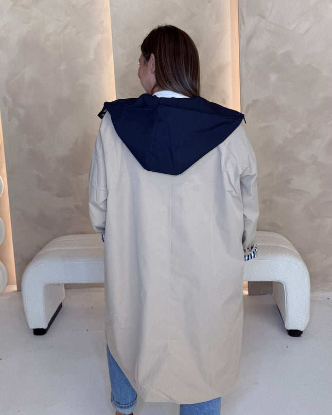 Contrast Hood Trench - Beige/Navy