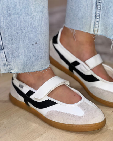 Ballet Sneaker - White