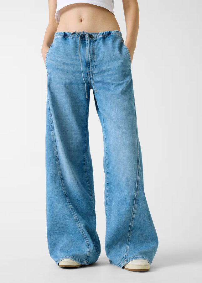 Guess Jeans Extra Wide Jogger - Blue