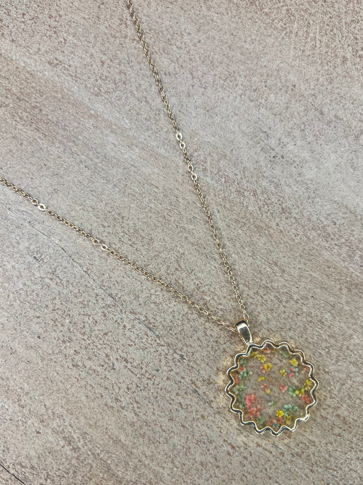 Dried Scattered Floral Pendant Necklace- Gold/Pink