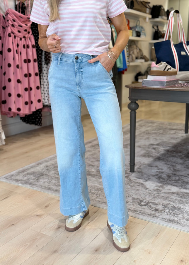 Guess Zoya Wide Leg Crop Jean - Light Wash