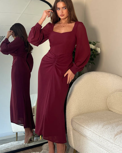 Mina Sweetheart Neckline Ruched Detail Midi Dress - Berry