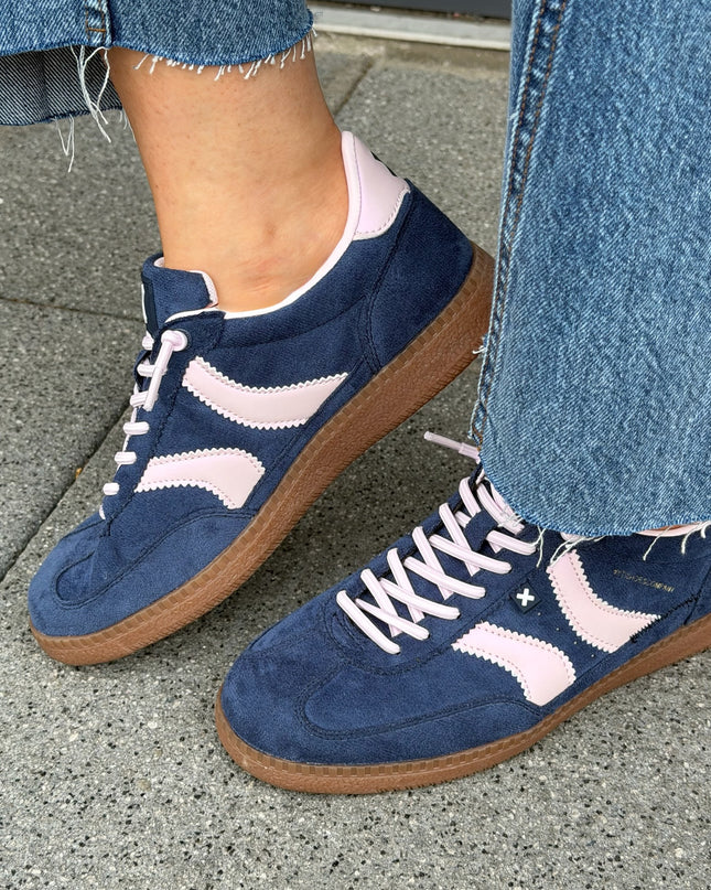 Colour Block Sneaker - Navy/Pink