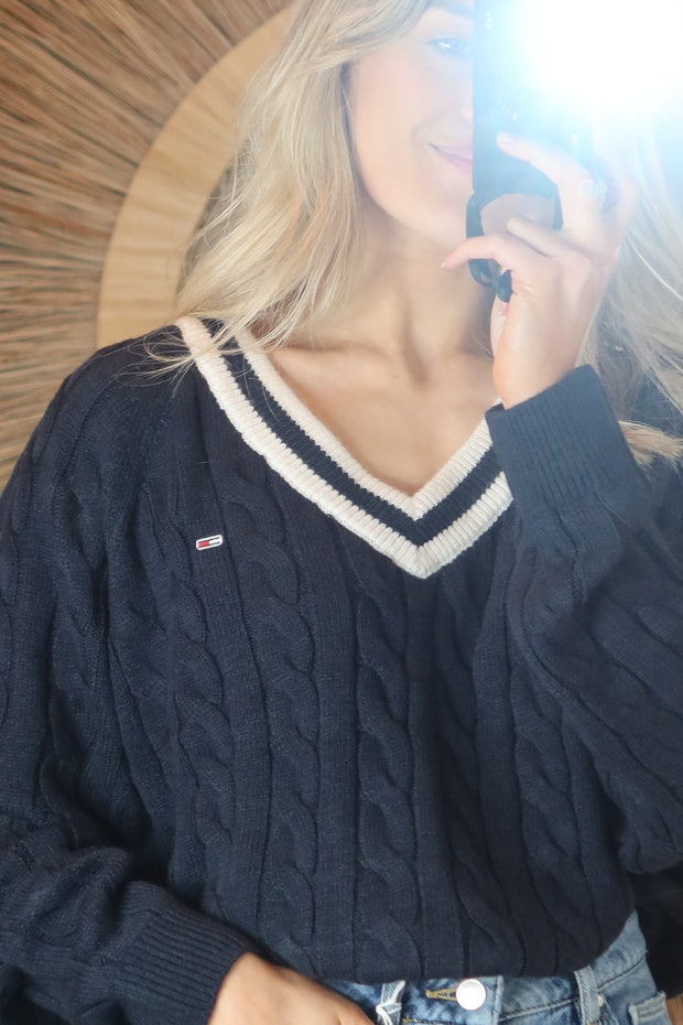 Tommy Jeans  V-Neck Cable Sweater - Dark Night Navy