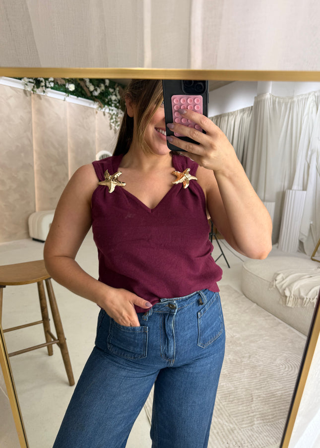 Starfish Brooch Knit Top - Burgundy