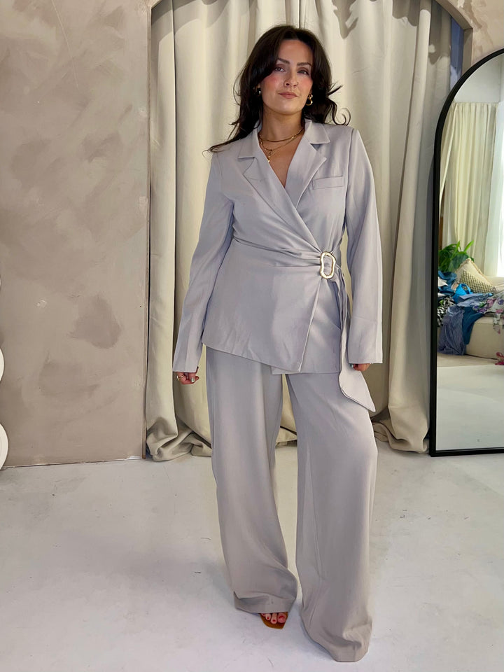 Elegance Suit - Stone