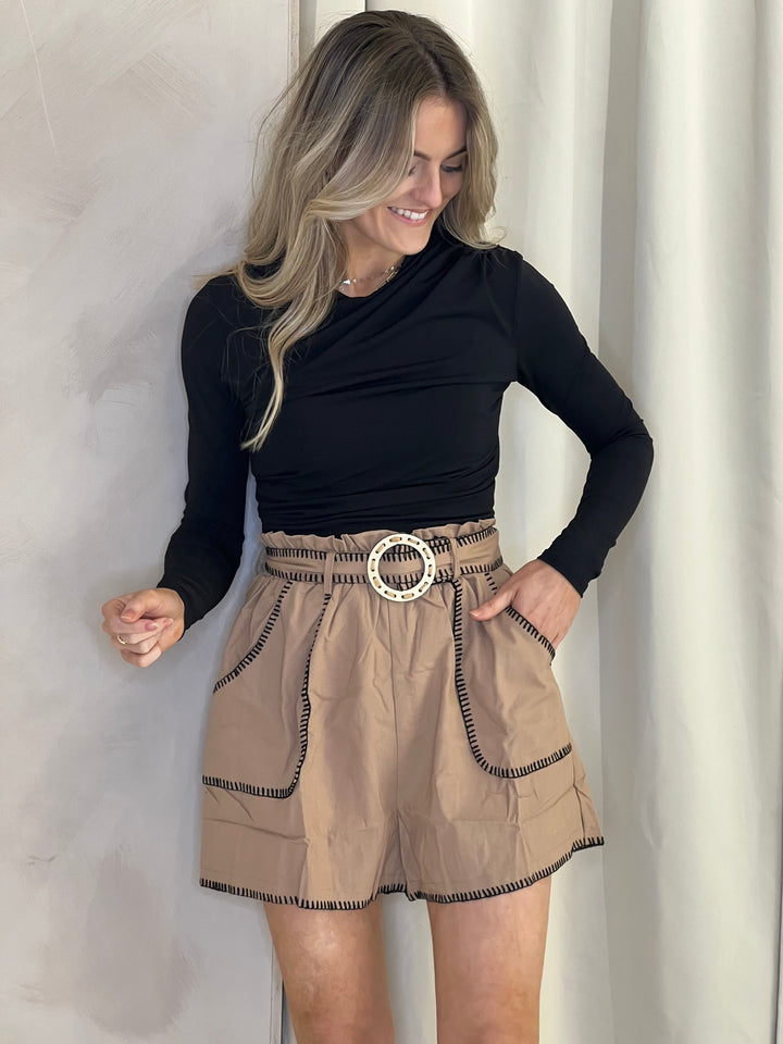 Contrast Stitch Shorts - Camel