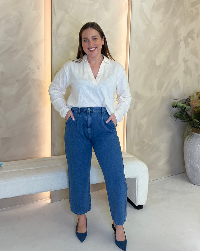 Pleated Straight Leg Jeans - Blue