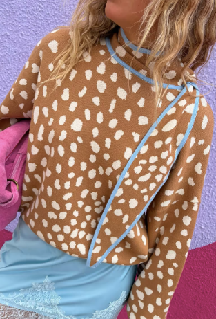 Deer Scarf Jumper - Tan