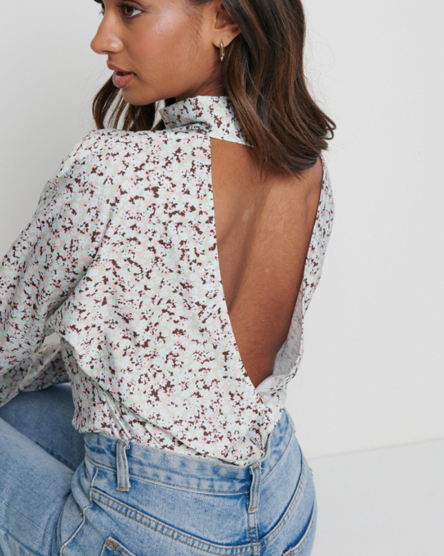 Bonnie Backless Blouse - Floral