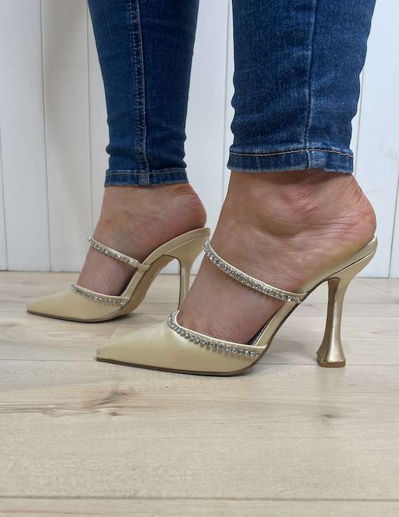 Heel boutique best sale online